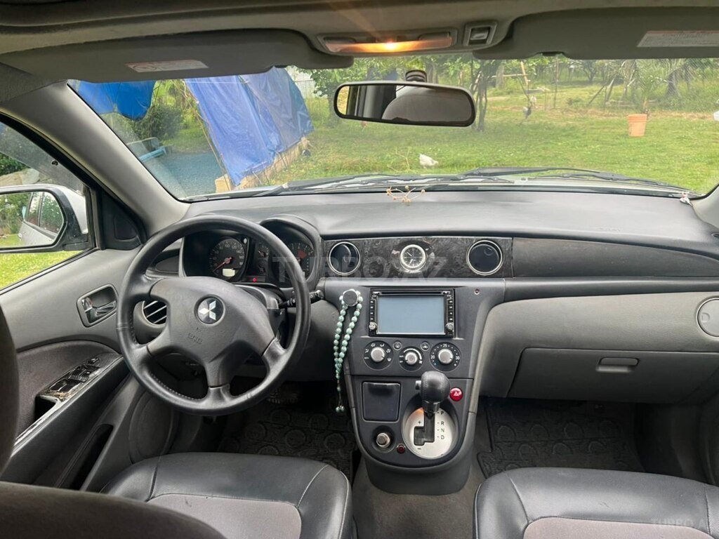 Mitsubishi Airtrek
