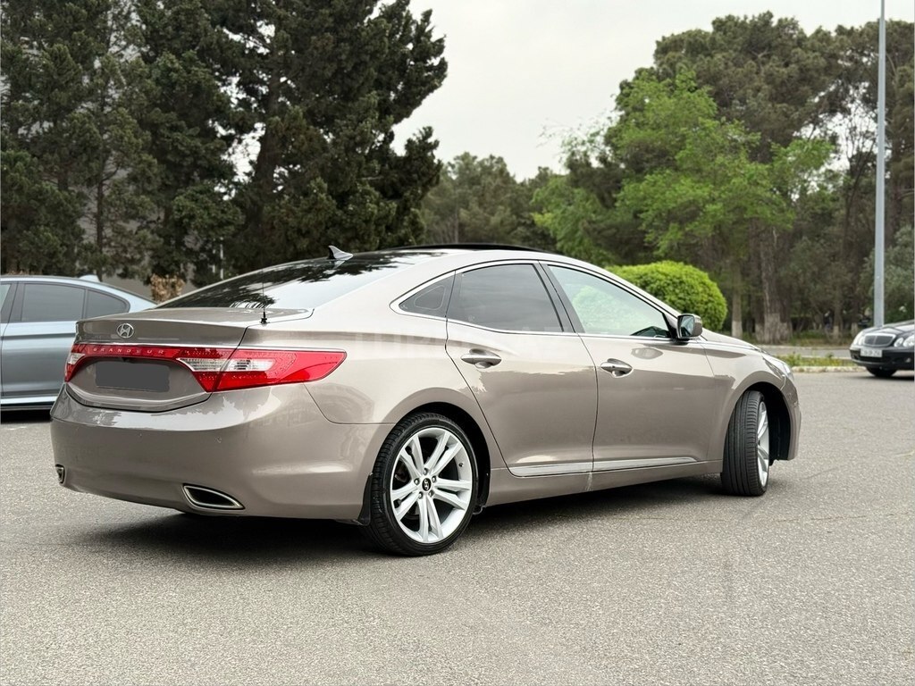 Hyundai Grandeur