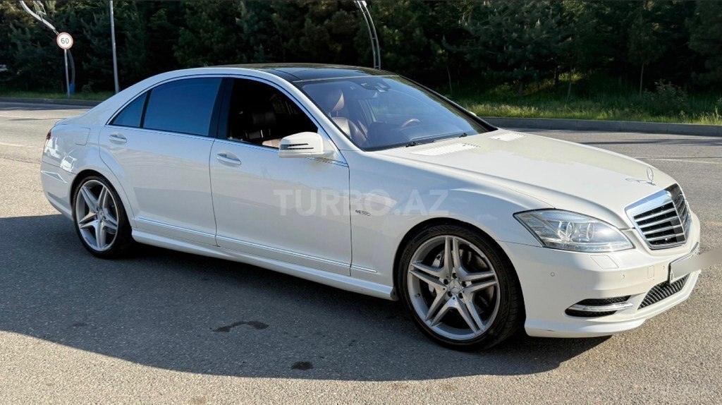 Mercedes S 500