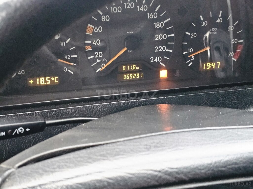 Mercedes C 180