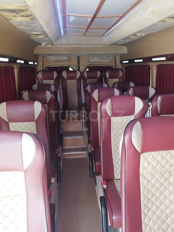 Mercedes Sprinter 318