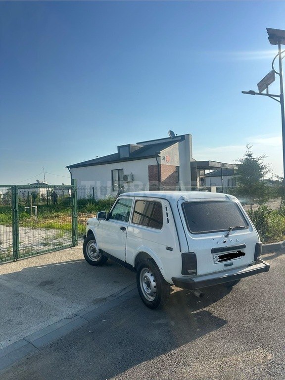 LADA (VAZ) Niva