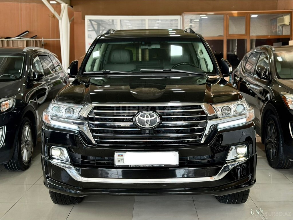 Toyota Land Cruiser