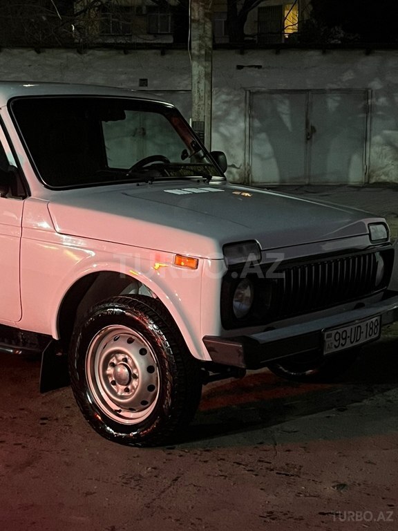 LADA (VAZ) Niva
