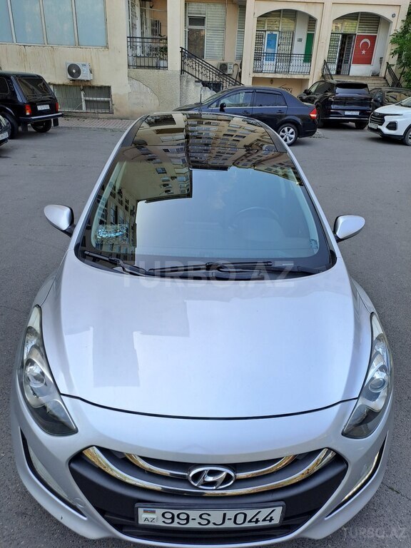 Hyundai i30