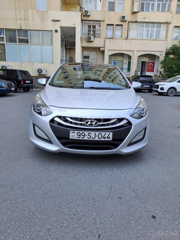 Hyundai i30
