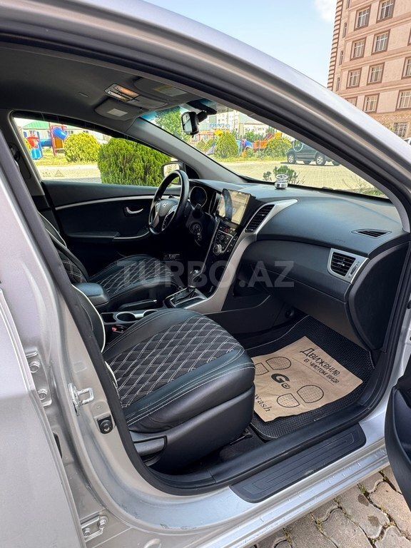 Hyundai Elantra GT