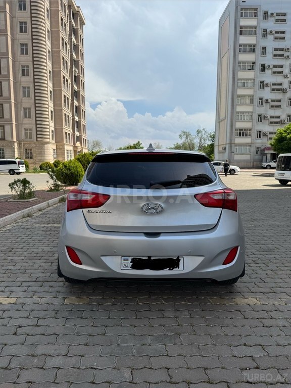 Hyundai Elantra GT