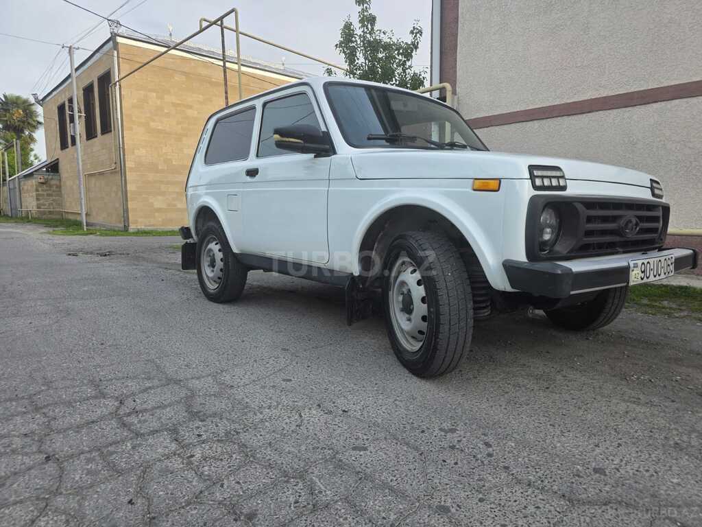 LADA (VAZ) Niva