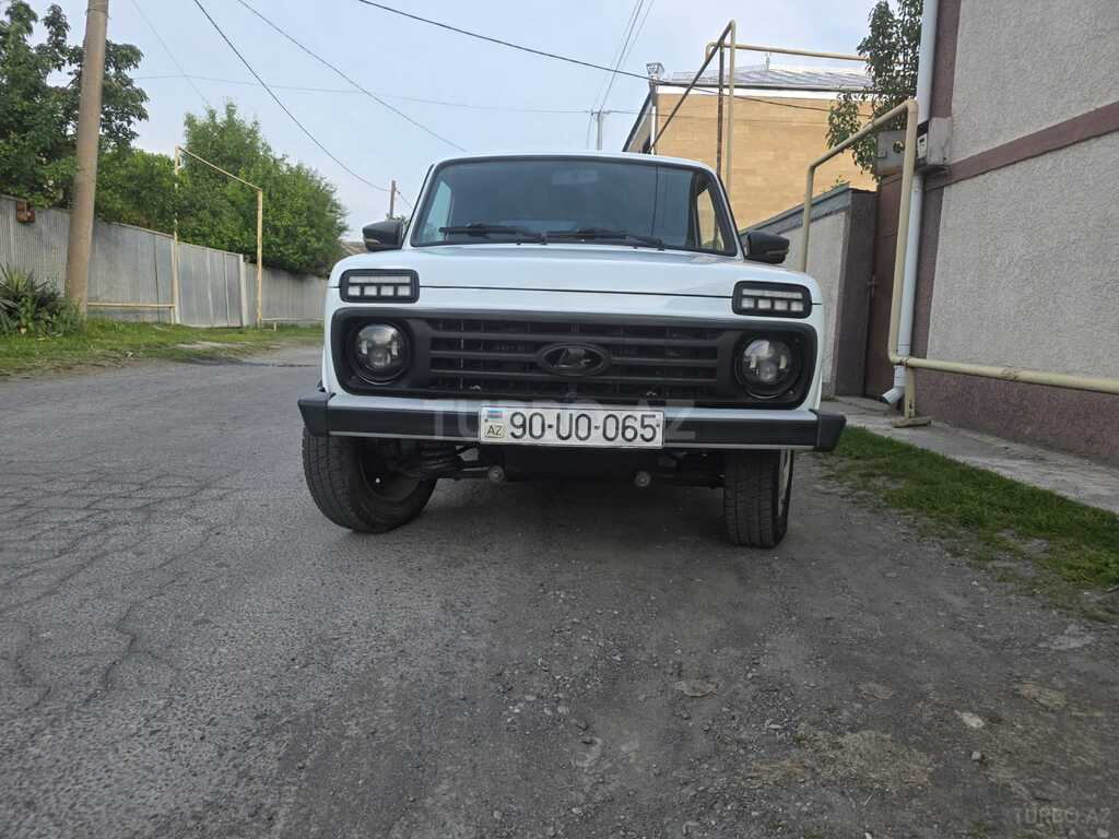 LADA (VAZ) Niva
