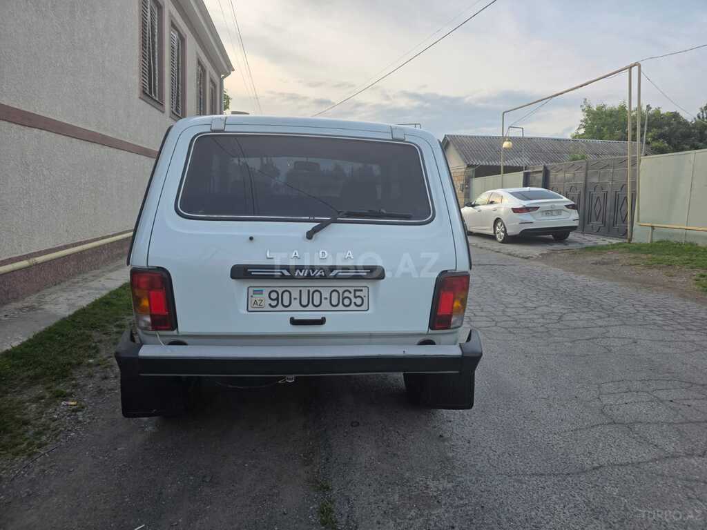 LADA (VAZ) Niva