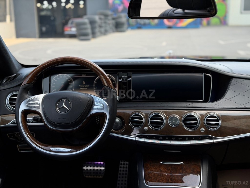Mercedes S 500