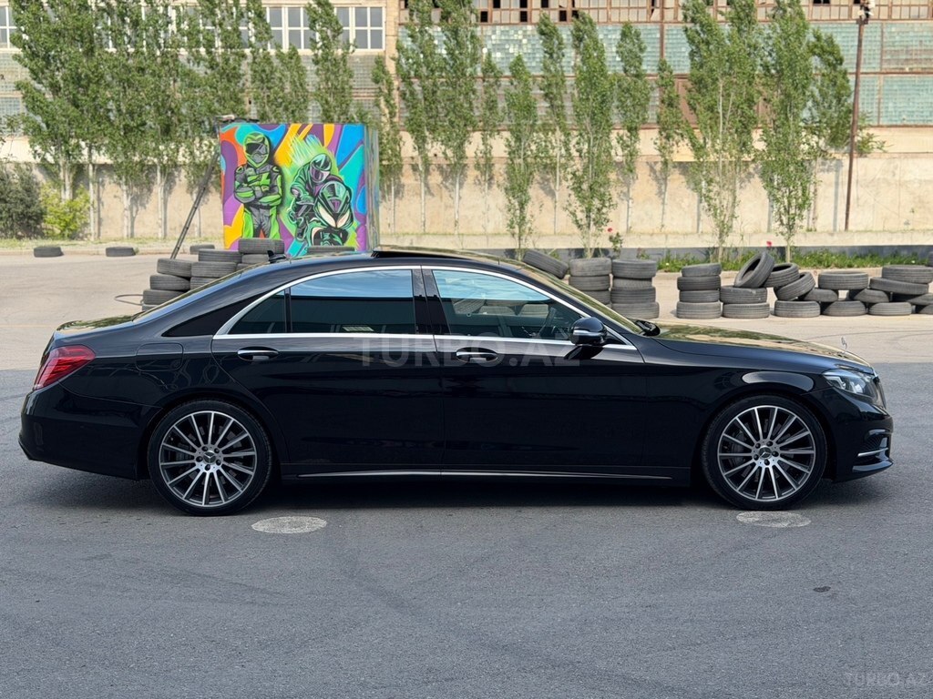 Mercedes S 500