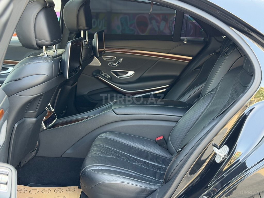 Mercedes S 500