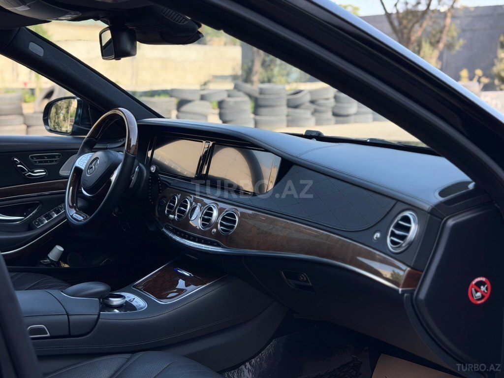 Mercedes S 500
