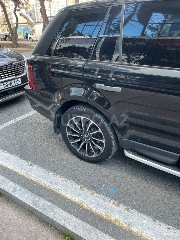 Land Rover RR Sport