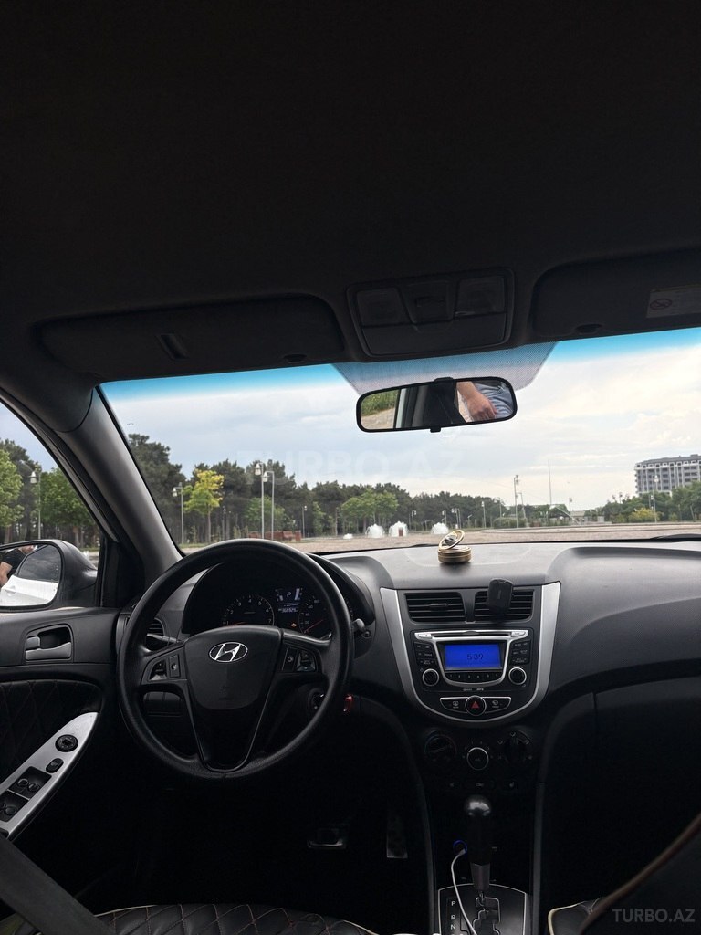 Hyundai Accent