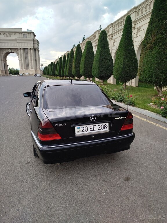 Mercedes C 180