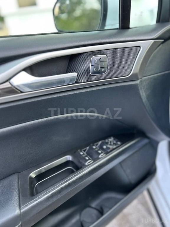 Ford Fusion (North America)