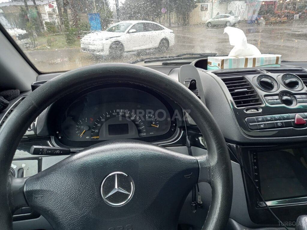 Mercedes Vito 115 CDI