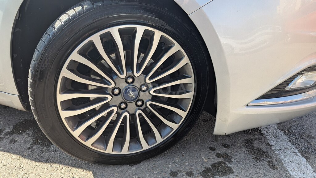 Ford Fusion (North America)