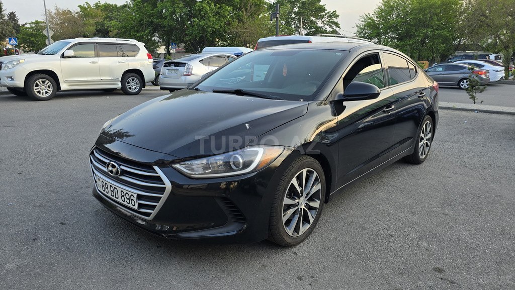 Hyundai Elantra