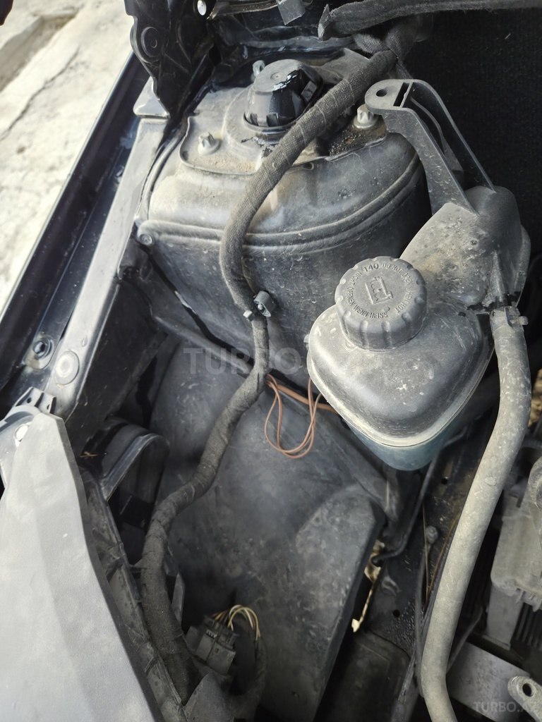 Mercedes B 180