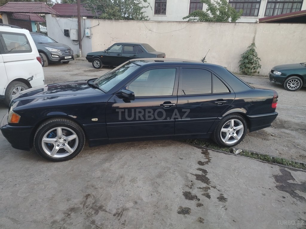 Mercedes C 180