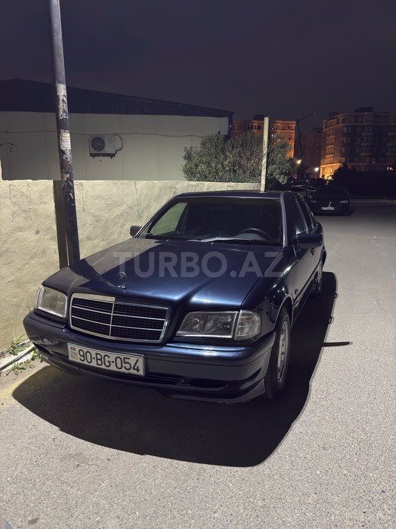 Mercedes C 180