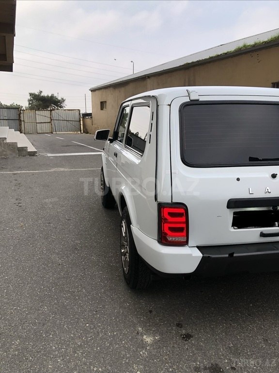LADA (VAZ) Niva