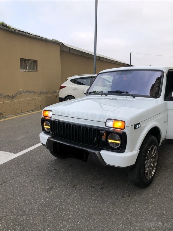 LADA (VAZ) Niva