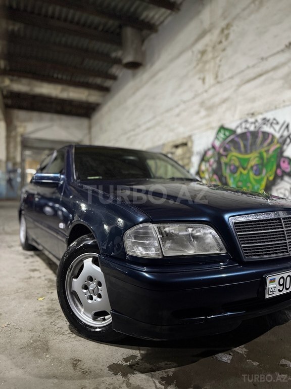 Mercedes C 180