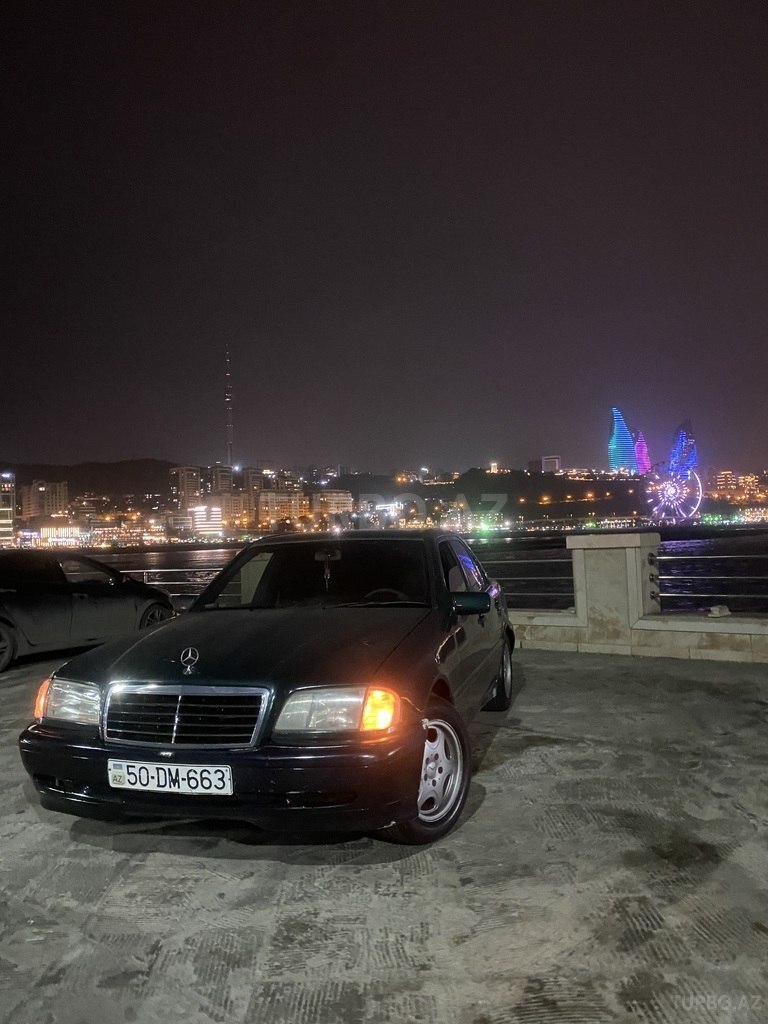 Mercedes C 180