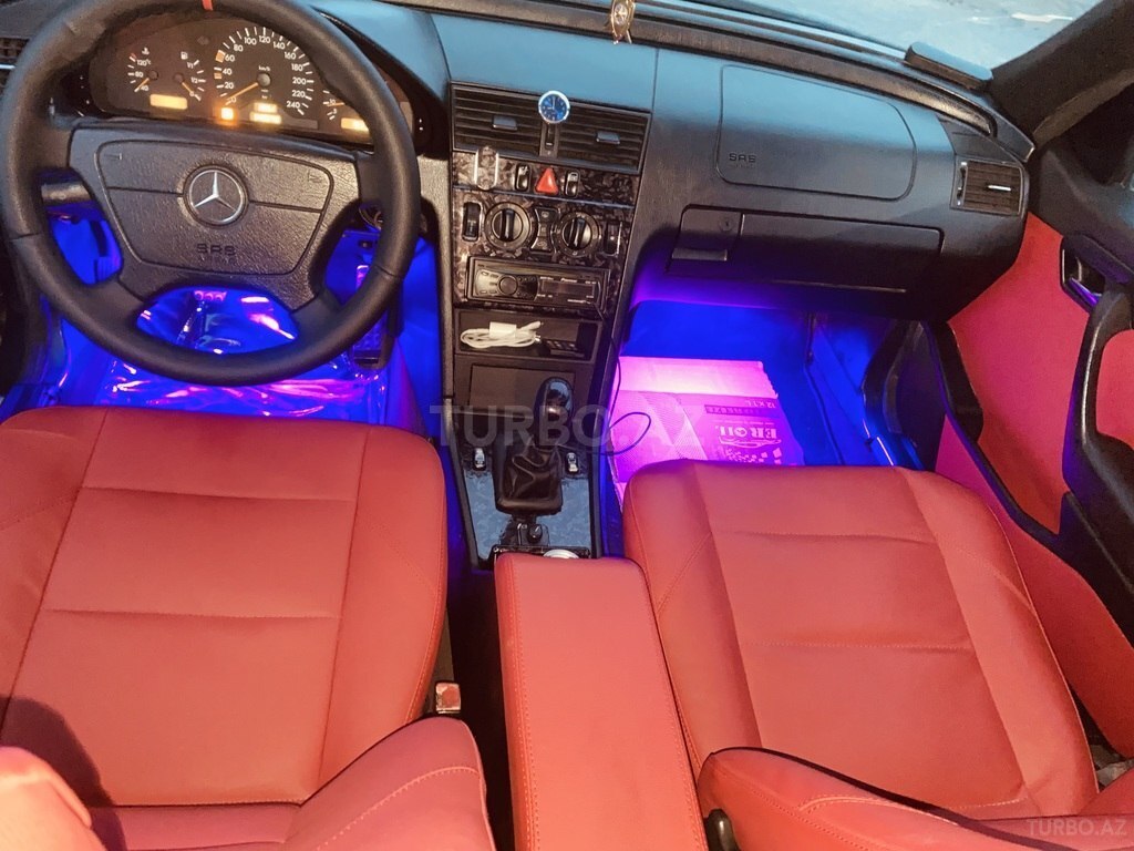 Mercedes C 180