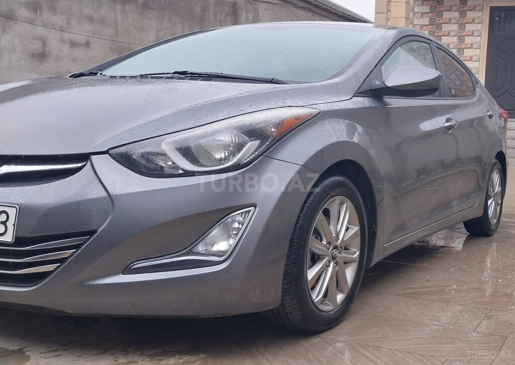 Hyundai Elantra
