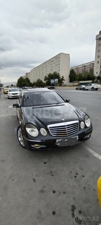 Mercedes E 220