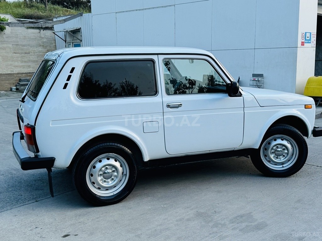 LADA (VAZ) Niva
