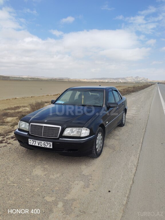 Mercedes C 180