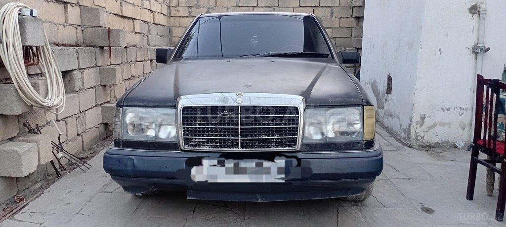 Mercedes 200 D