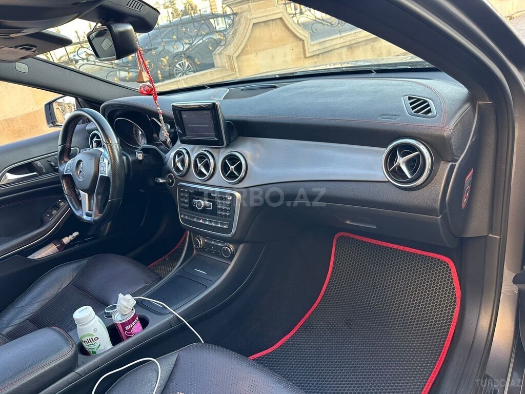 Mercedes GLA 250 4MATIC