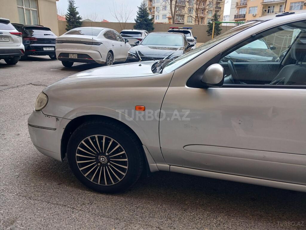 Nissan Sunny