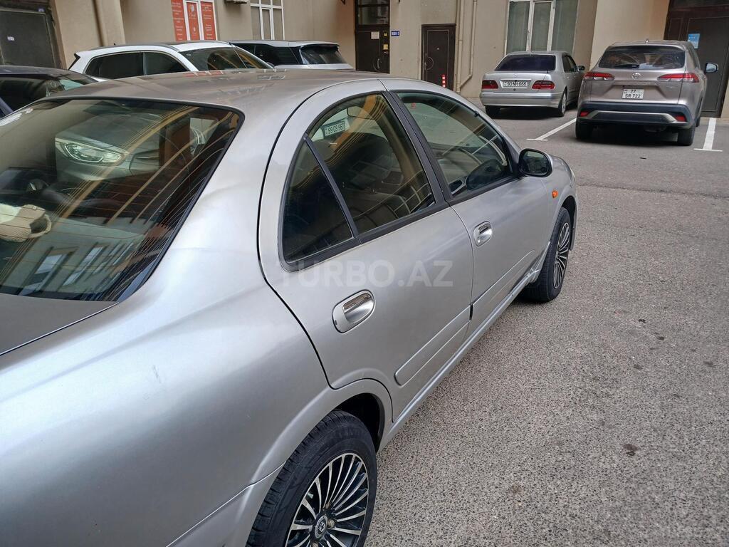 Nissan Sunny