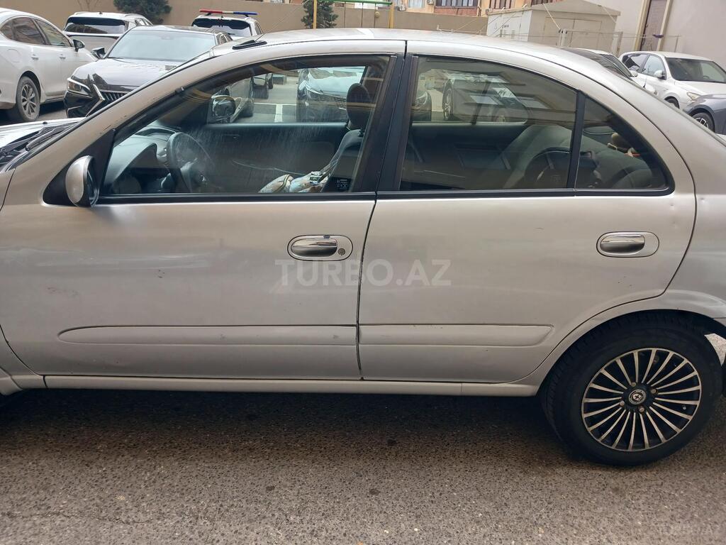 Nissan Sunny