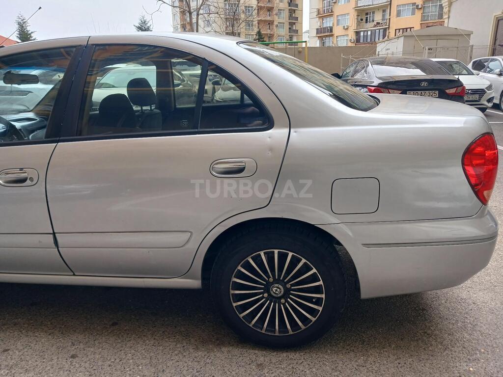 Nissan Sunny