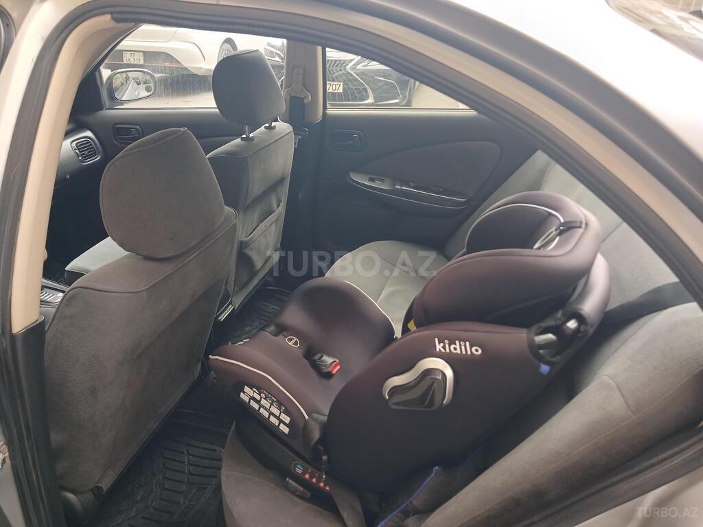 Nissan Sunny