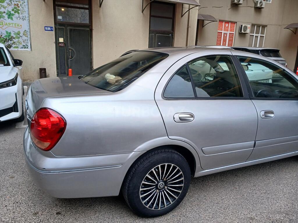 Nissan Sunny