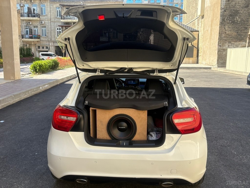 Mercedes A 200