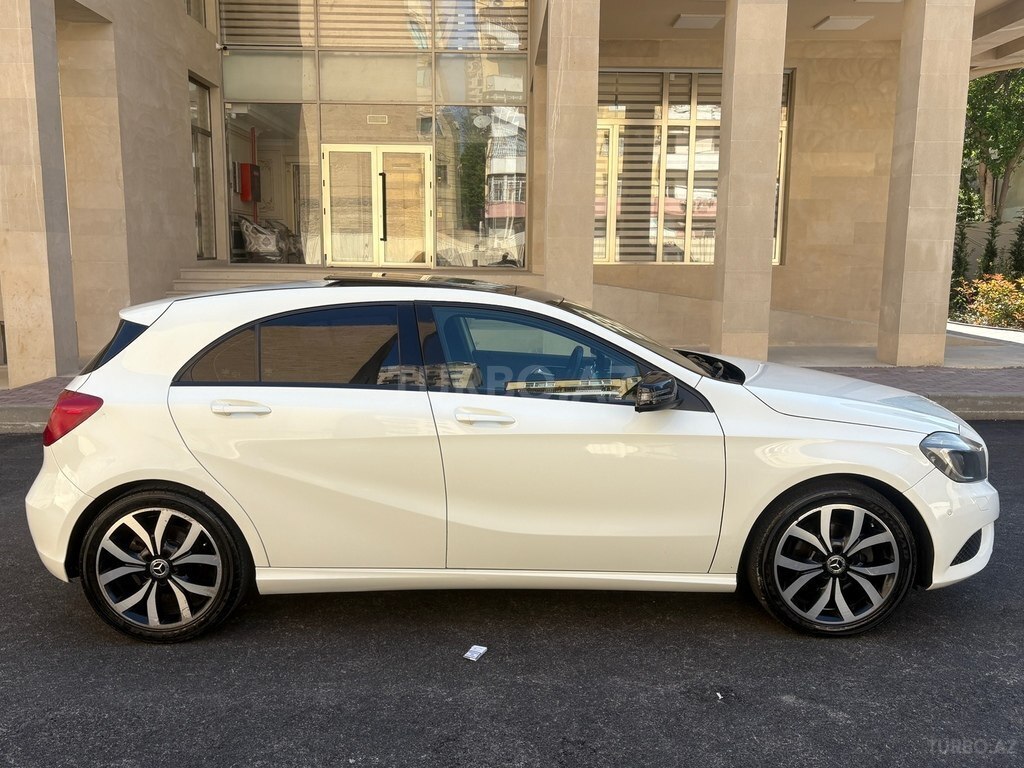 Mercedes A 200