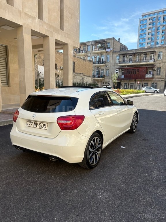 Mercedes A 200