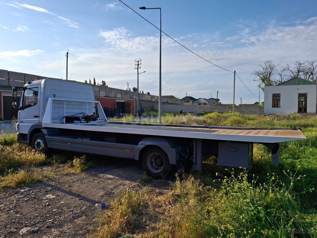 Mercedes Atego 818